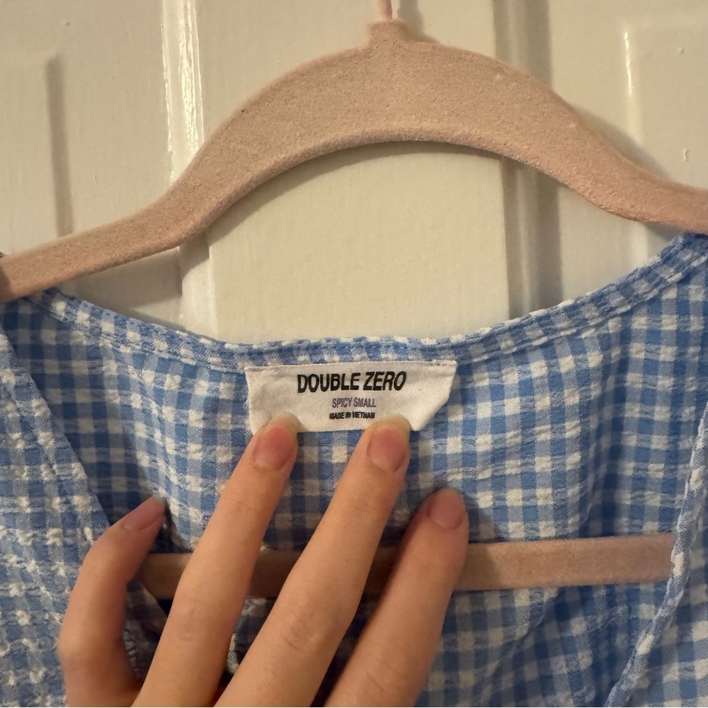 Gingham top - Picture 2 of 3